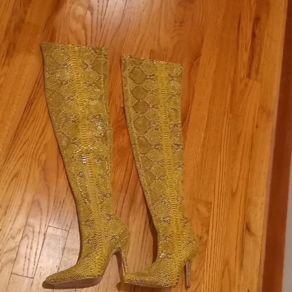 Thigh high beautiful sexy boots - Picture 4 of 10